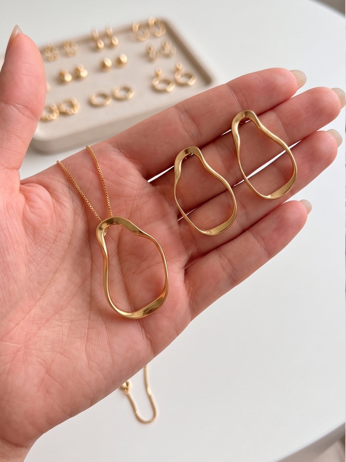 Conjunto orgânico - colar e brincos - banhado a ouro 18k - foto 3