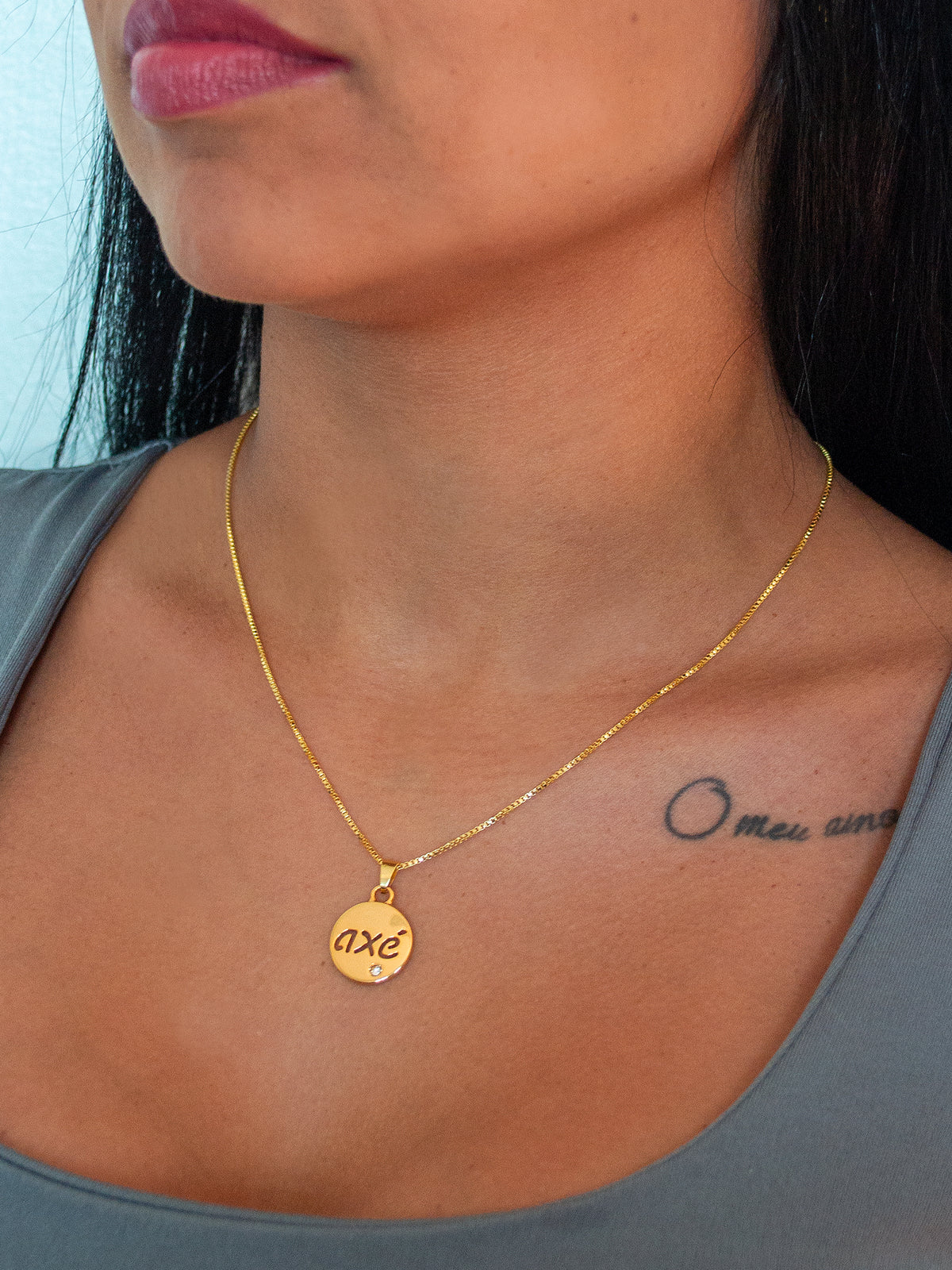 Pingente medalha Axé - banhado a ouro 18k - foto 3