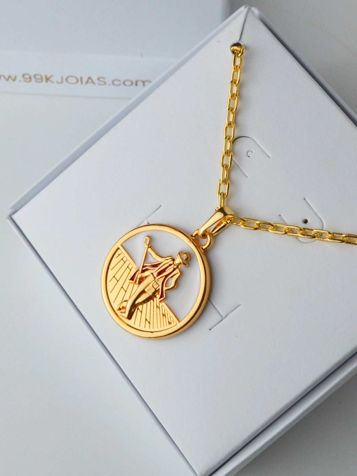 Corrente medalha Zé Pelintra branco - cadeado - banhado a ouro 18k - foto 3