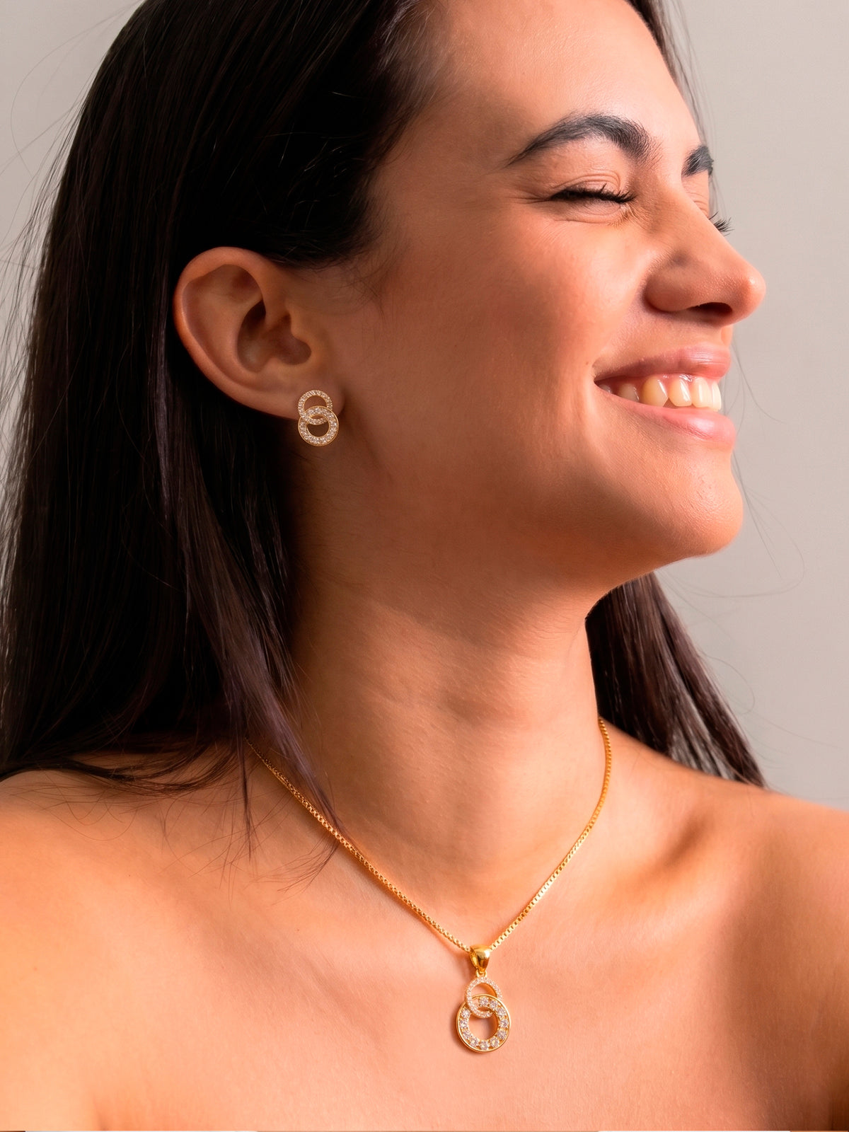 Conjunto círculos entrelaçados - colar e brincos - banhado a ouro 18k - foto 2