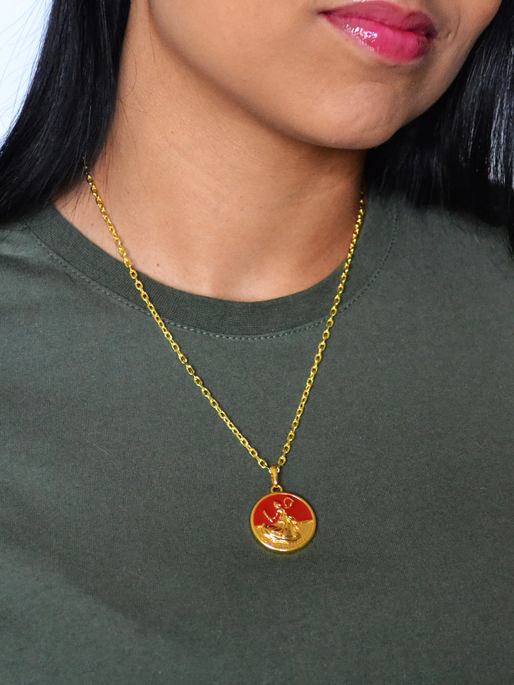 Corrente medalha Iansã vermelho - cadeado - banhado a ouro 18k - foto 2