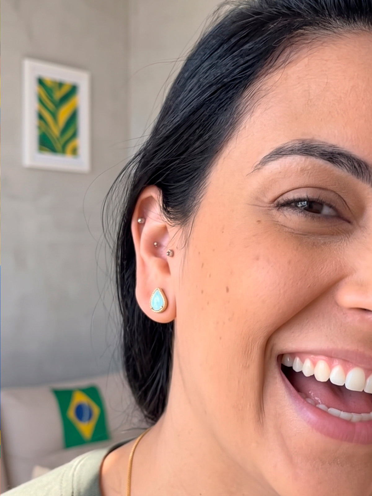 Brinco gota azul clara - banhado a ouro 18k - foto 2