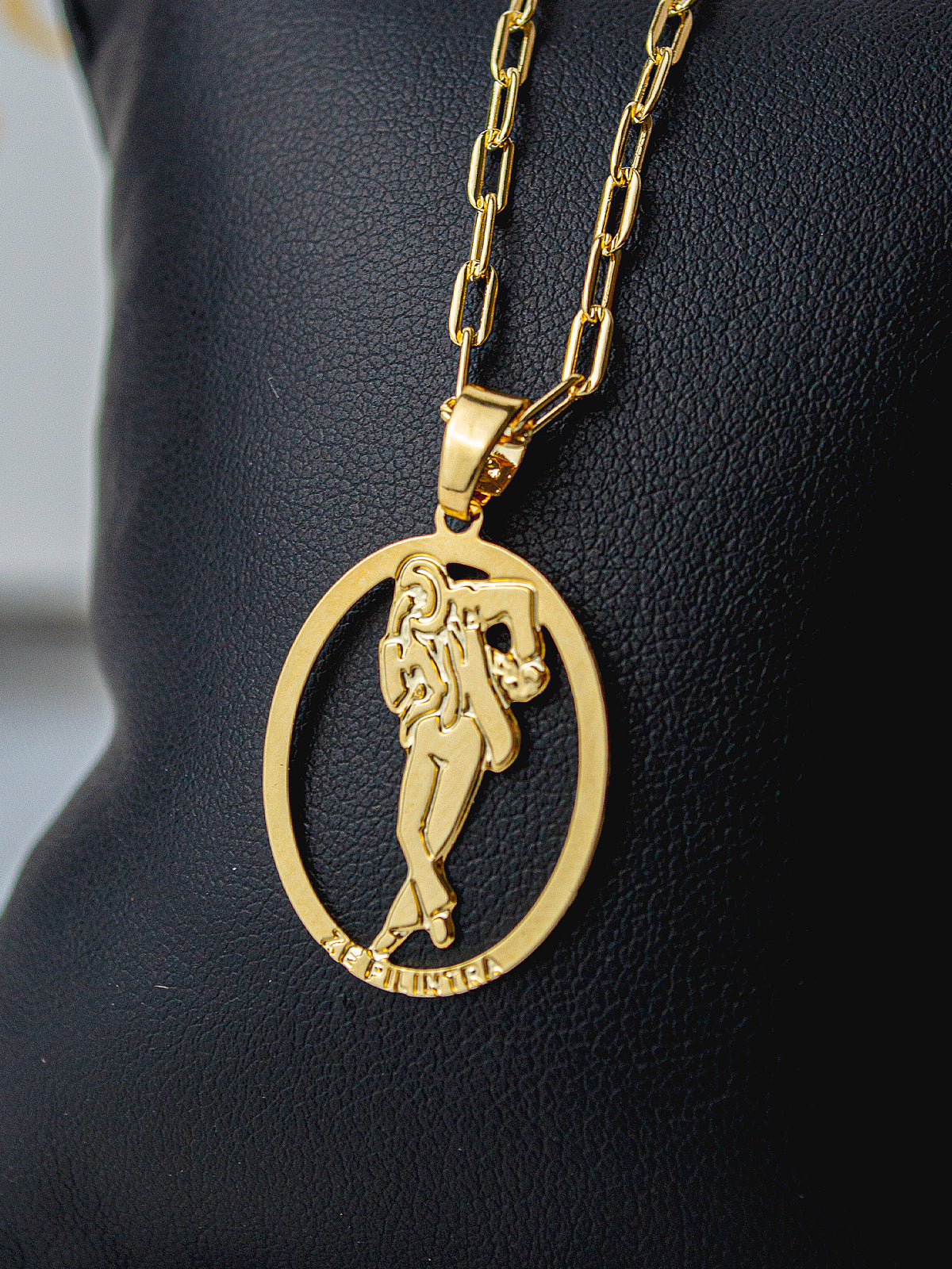 Corrente Zé Pilintra vazado - elo longo - banhado a ouro 18k - foto 4