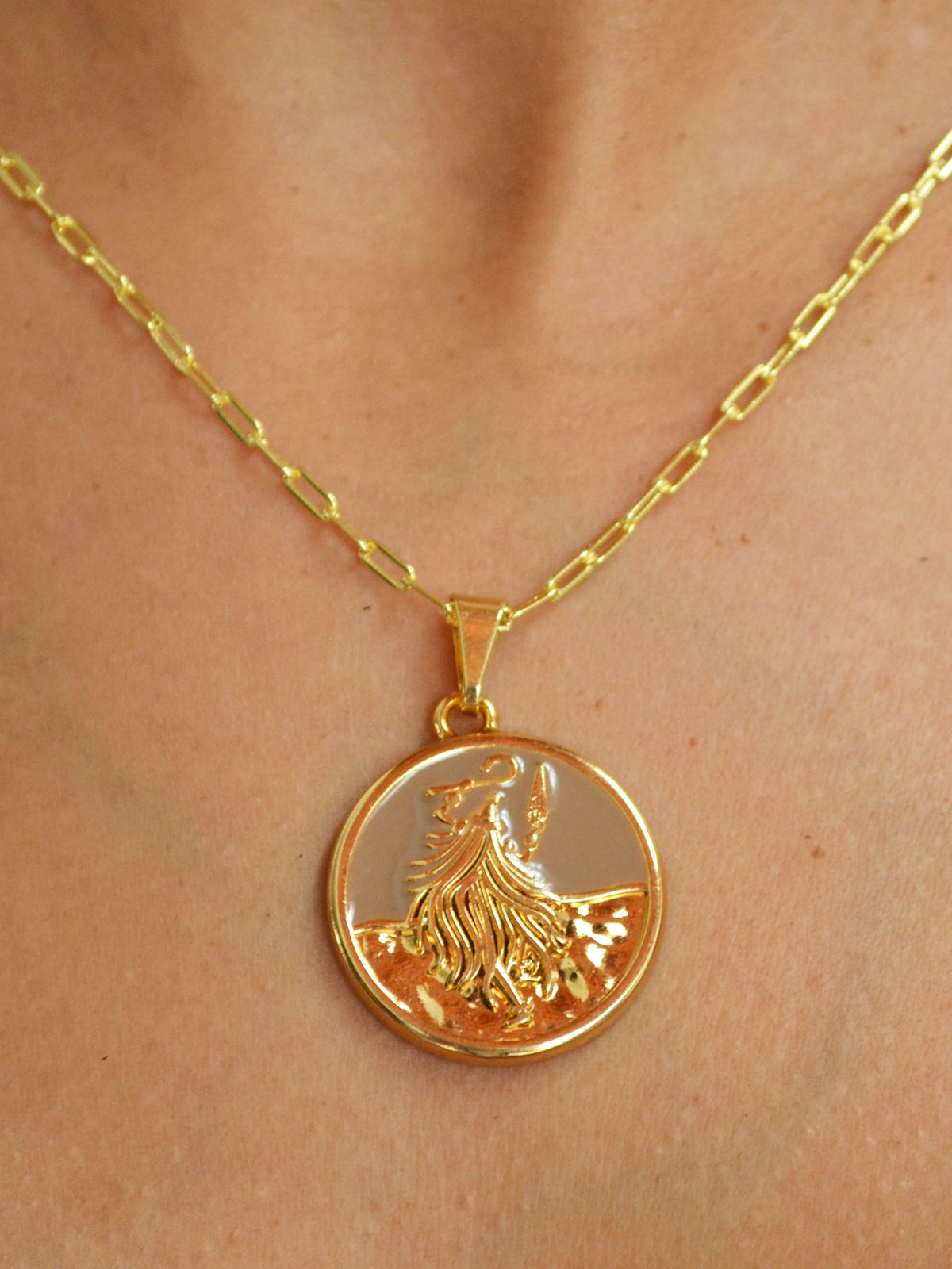 Corrente medalha Omolú marrom - elo longo - banhado a ouro 18k - foto 3