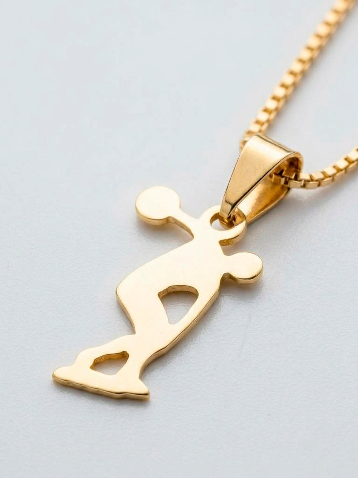 Pingente educação física 1,6 x 1,0 cm - banhado a ouro 18k - foto 3