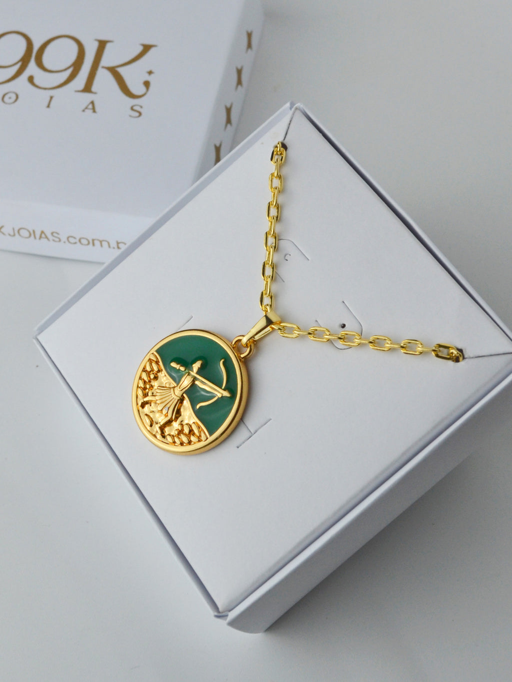 Pingente medalha Oxossi verde - banhado a ouro 18k - foto 2