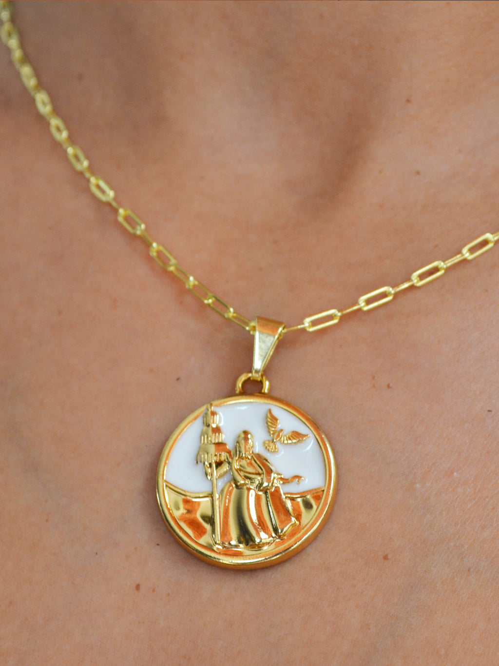 Corrente medalha Oxalá branco - elo longo - banhado  a ouro 18k - foto 3
