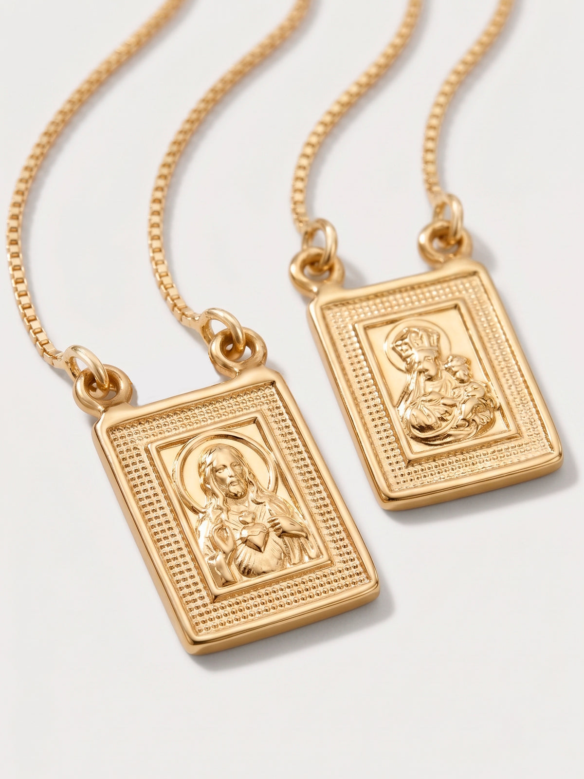 Escapulário sagrado Coração de Jesus "moldura" - veneziana - banhado a ouro 18k - foto 2