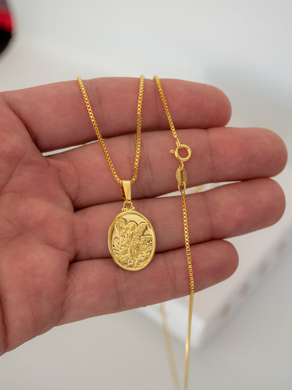 Corrente Medalha Oval São Miguel Arcanjo - veneziana - banhado a ouro 18k - foto 3