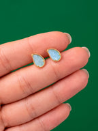 Brinco gota azul clara - banhado a ouro 18k