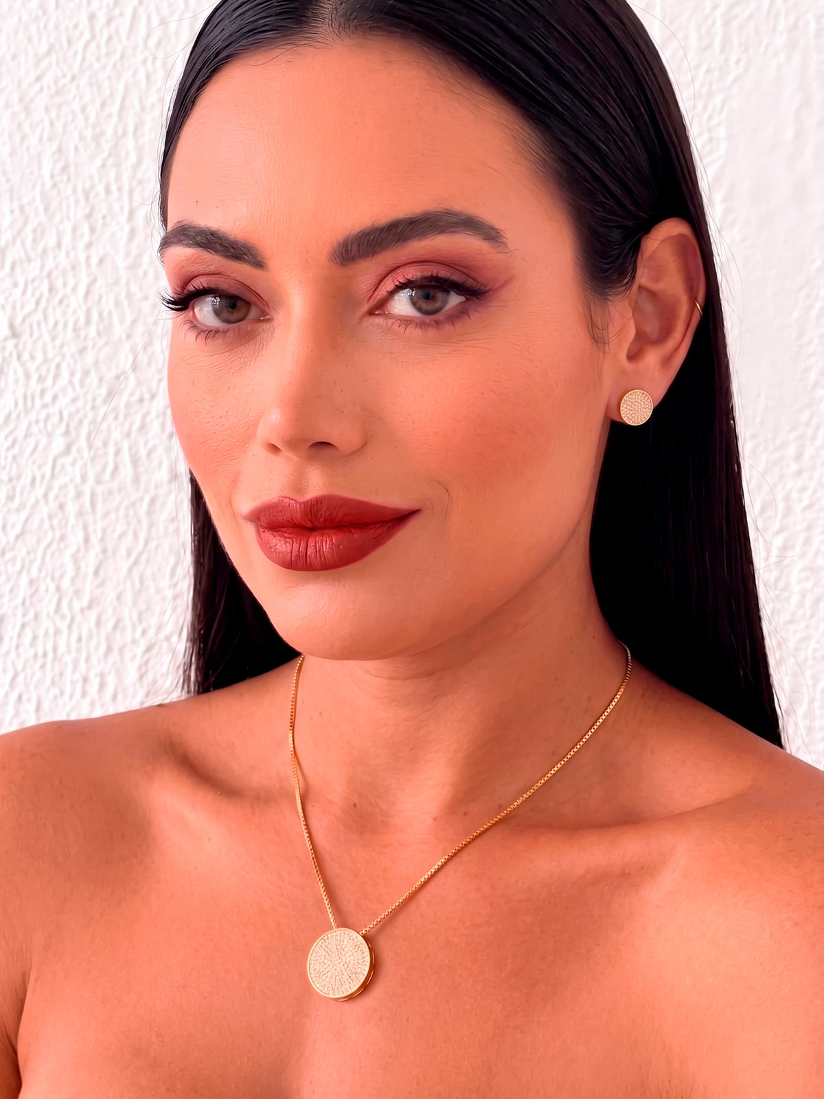 Conjunto círculo cravejado - colar e brincos - banhado a ouro 18k - foto 2